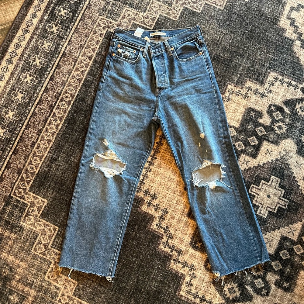 Levi's Blue Ankle Cropped Jeans with Distressing